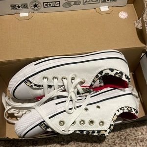 Converse women’s sneakers cheetah print